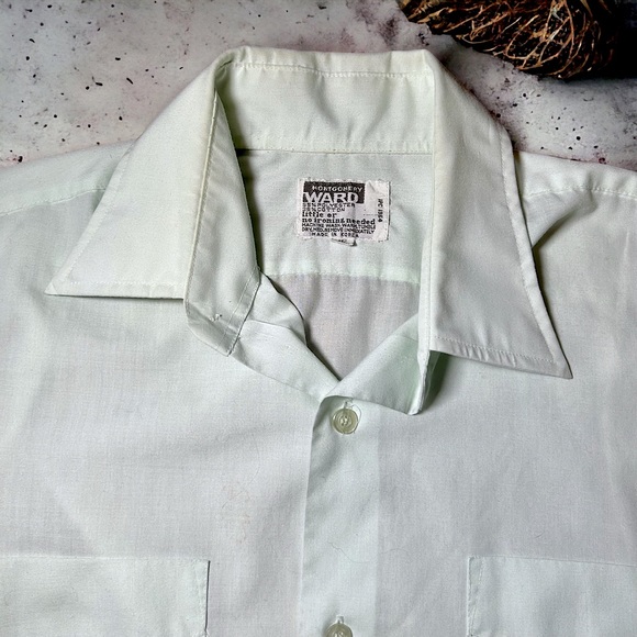 Vintage light pastel blue Montgomery Wards short sleeve button down sheer - Picture 2 of 4